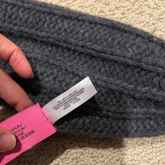 Authentic Extra Long Juicy Couture Cashmere and Wool Scarf - Picture 5 of 7